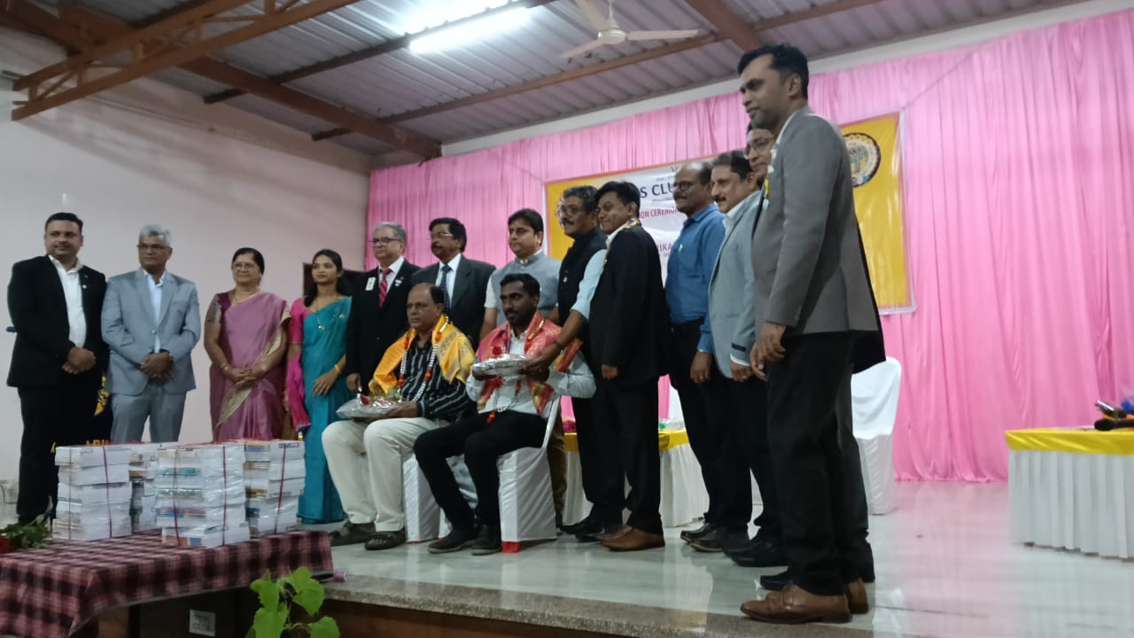 Two prominent people were felicitated