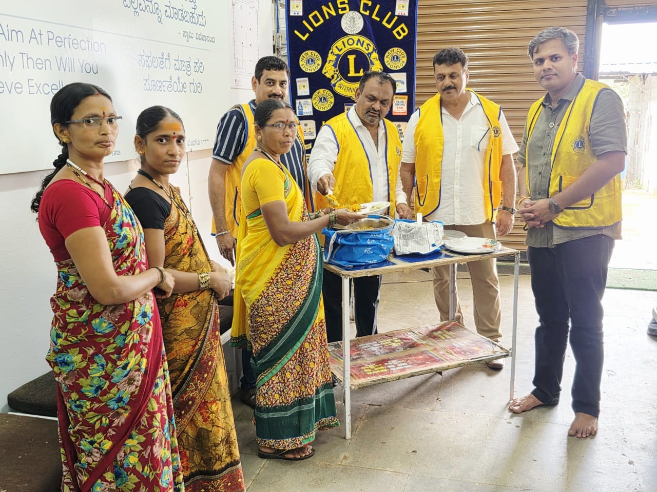 Lions Club of Hubli City organized a food donation