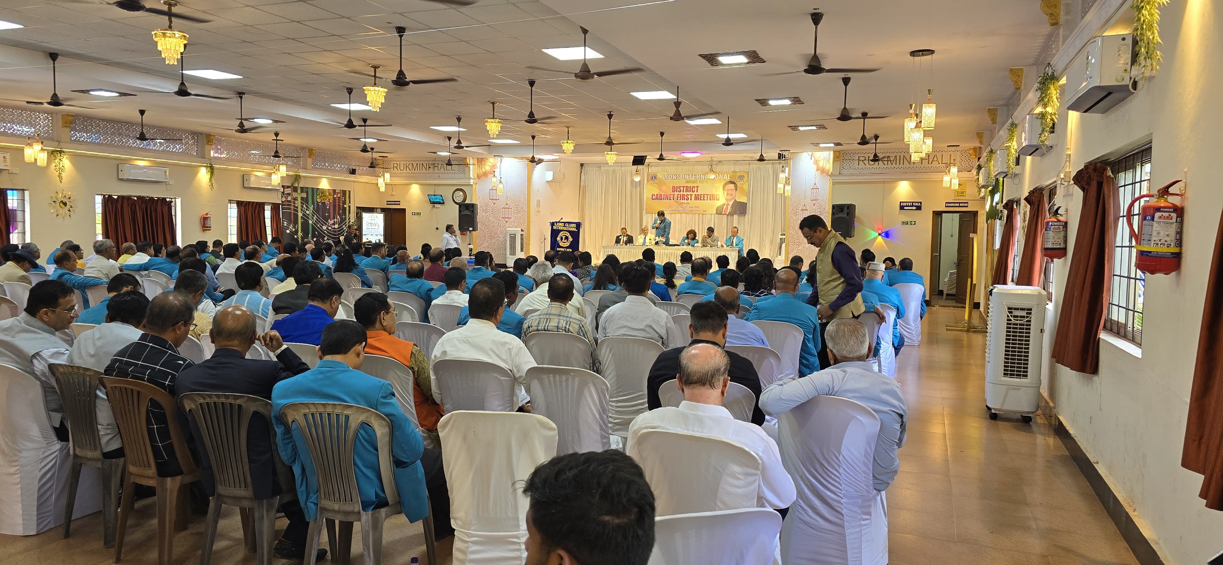 participation in pre/cabinet meeting