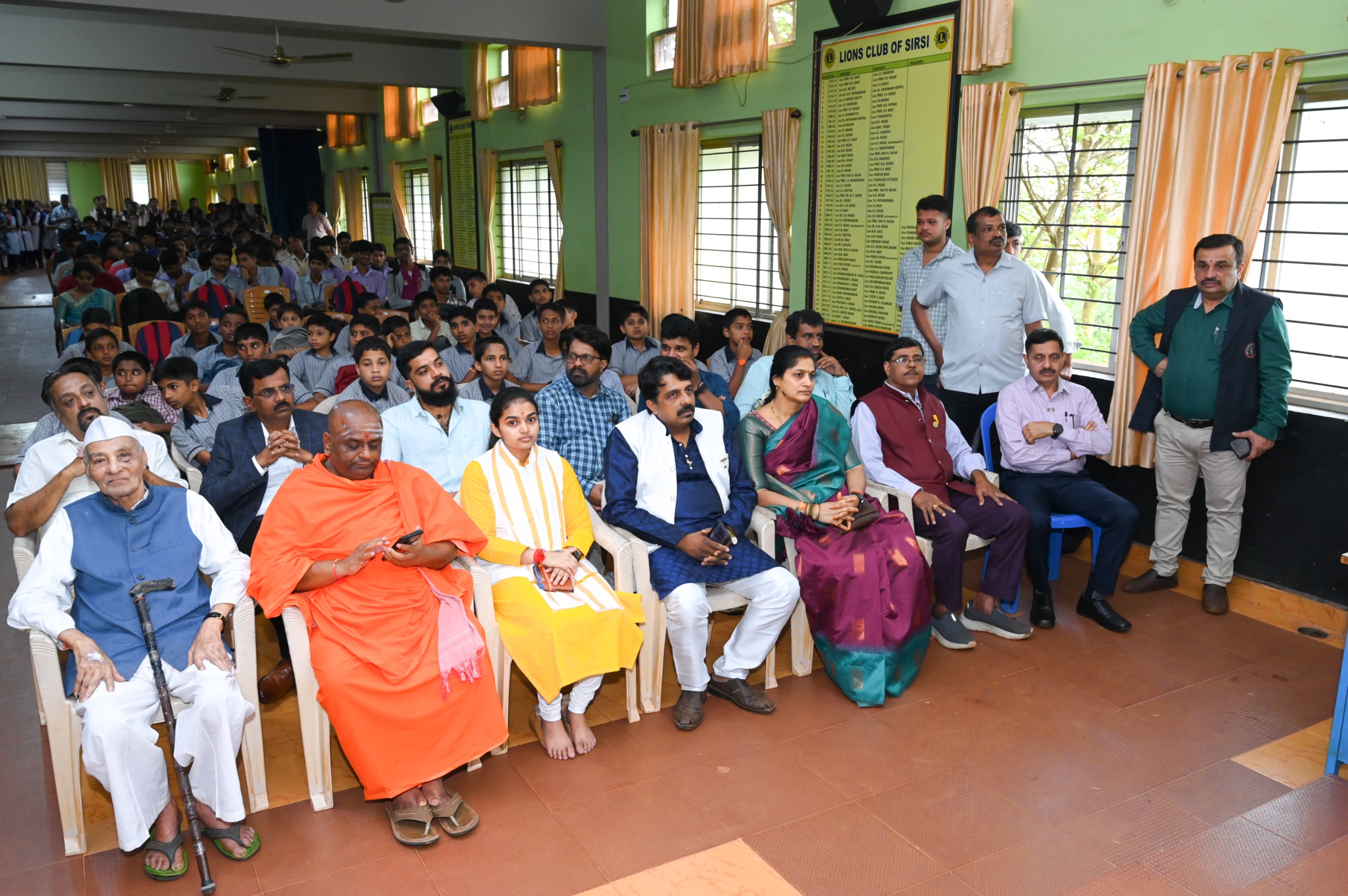 DESHA BHAKTI SANCHALANA- PATRIOTISM AWARENESS TALK -HARIKA MANJUNATH https://youtu.be/GRoLr5on7rA