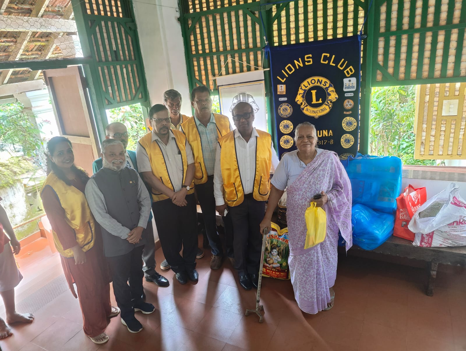 Visit to Lions Club Of Anjuna at ishapremi  Niketan old age home Assagaon