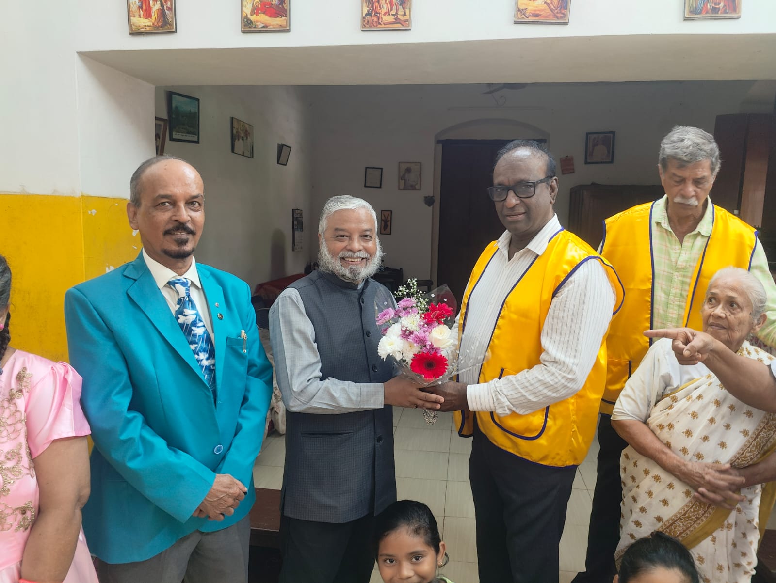 Visit to Lions Club Of Anjuna at ishapremi  Niketan old age home Assagaon