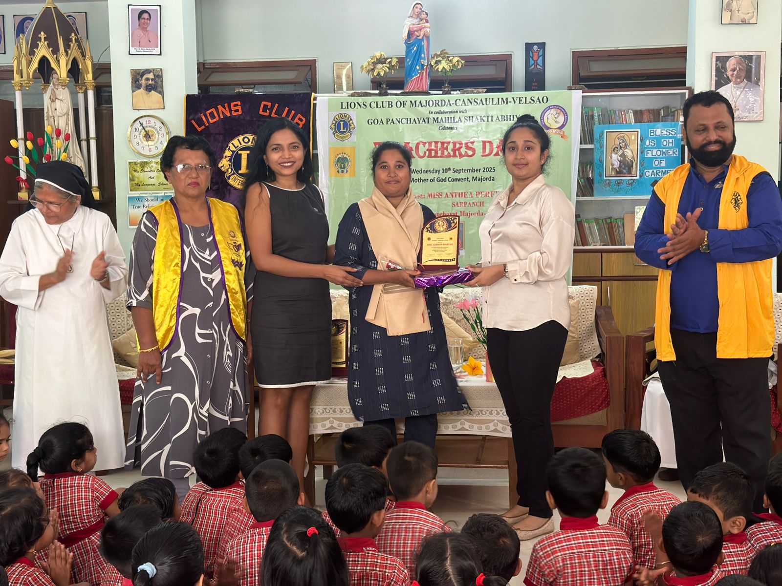 Felicitated Primary school teachers of Mother of God Convent school