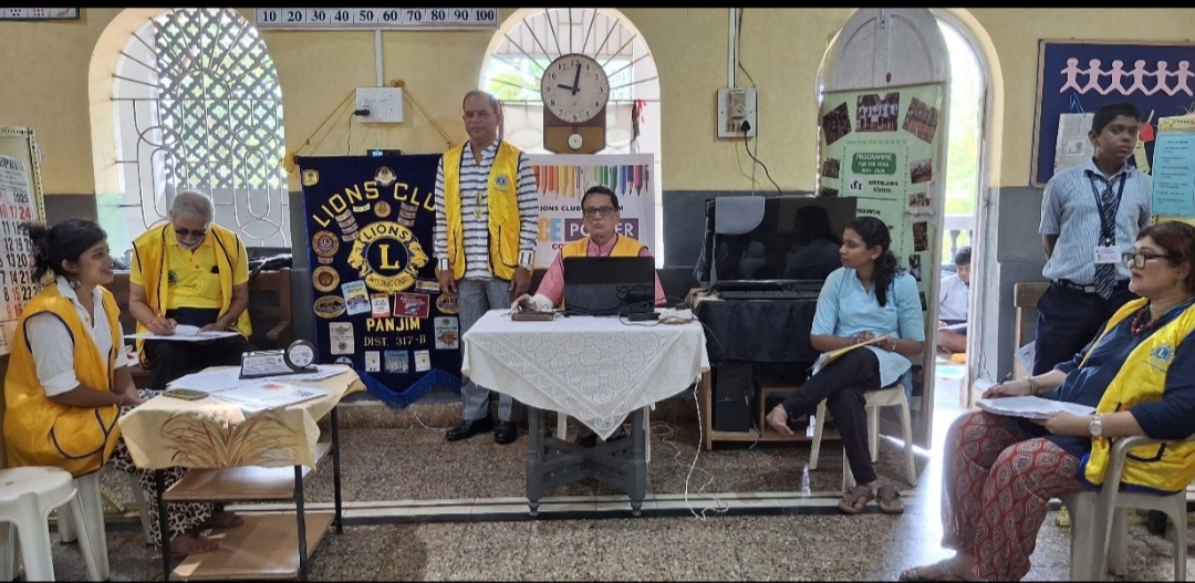 Peace Poster Contest was conducted by President and Members of Lions Club of Panjim.