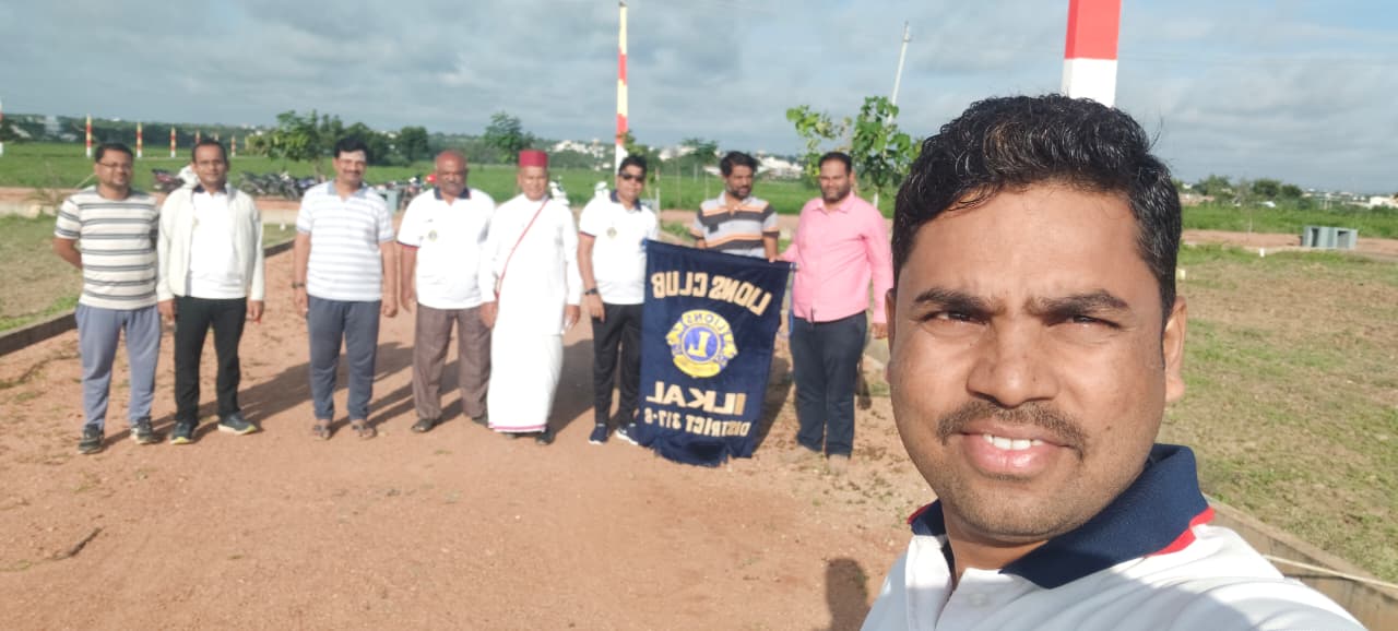 Nourishment of tree plantation in ilkal 