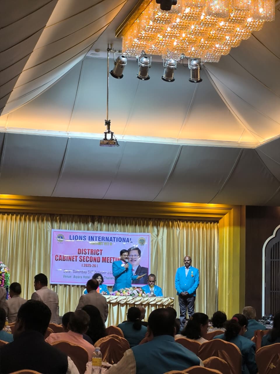 District cabinet meeting 