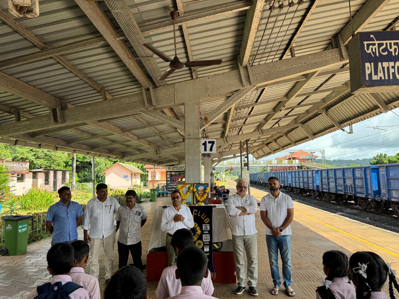 Talk by the Chief Guest Shri Daku Madidkar on Importance of Cleanliness