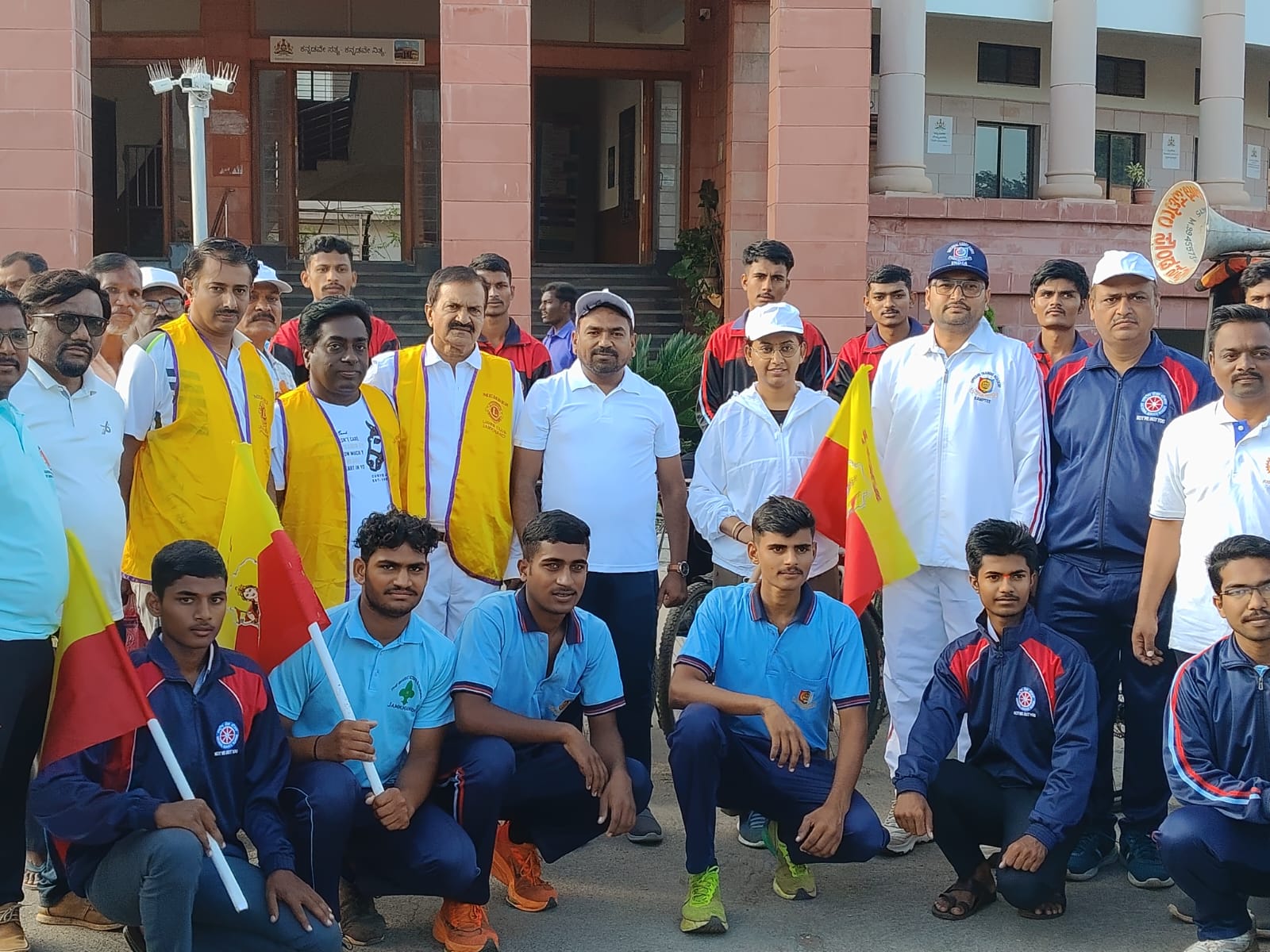 As part of the Karnataka Rajyotsava, a cycle jatha program