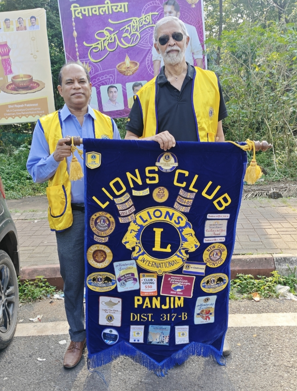 Lions Club of Panjim conducted a Twinning Activity with Lions Club of Chodan of Donation of Good used clothes for the Clothes Bank maintained by Lions Club of Chodan.