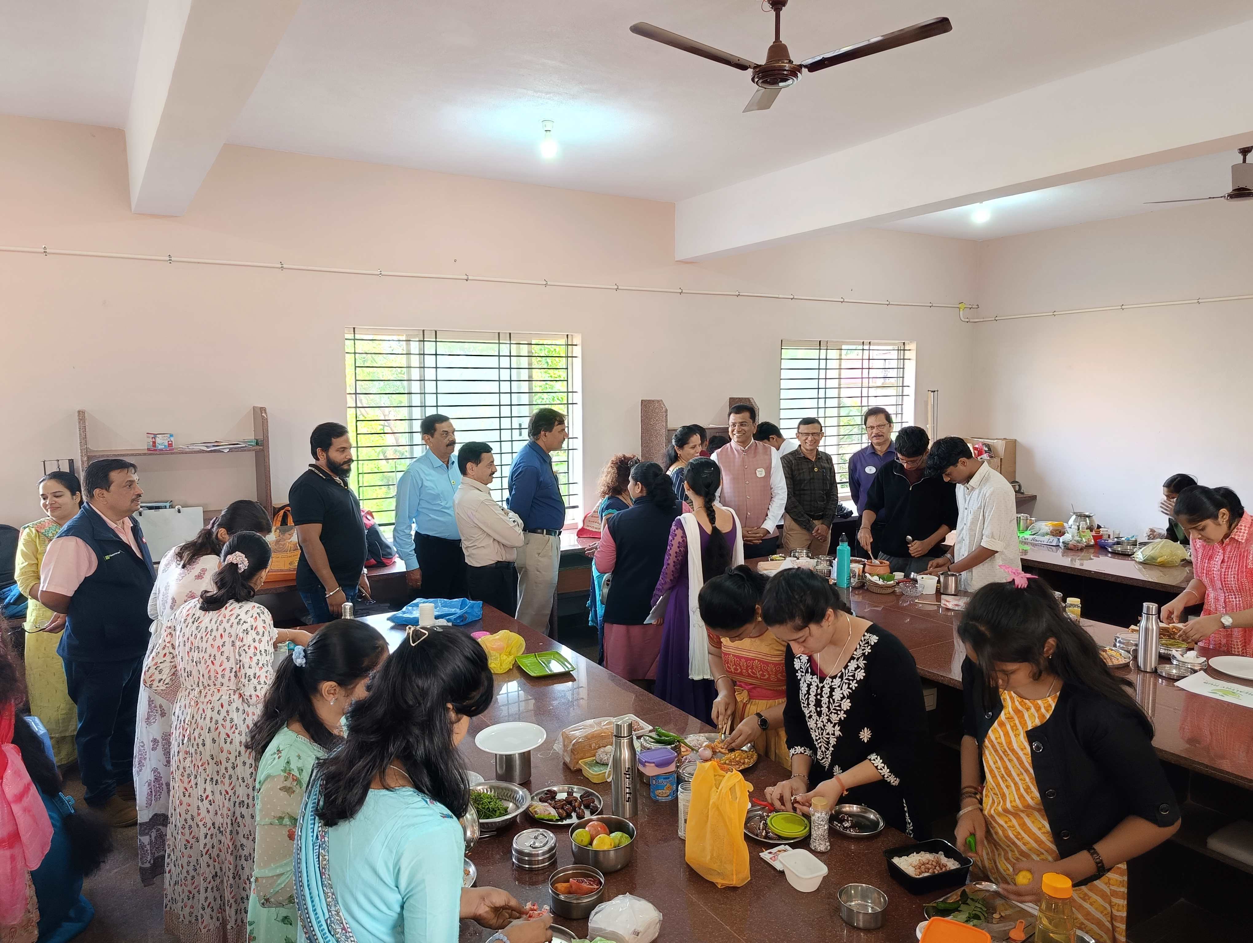 Sports Meet & Cook Without Fire Competition Inaugurated at Dr. Bhaskar Swadi Lions PU College – Attended by ZC Lion Vinay Hegde