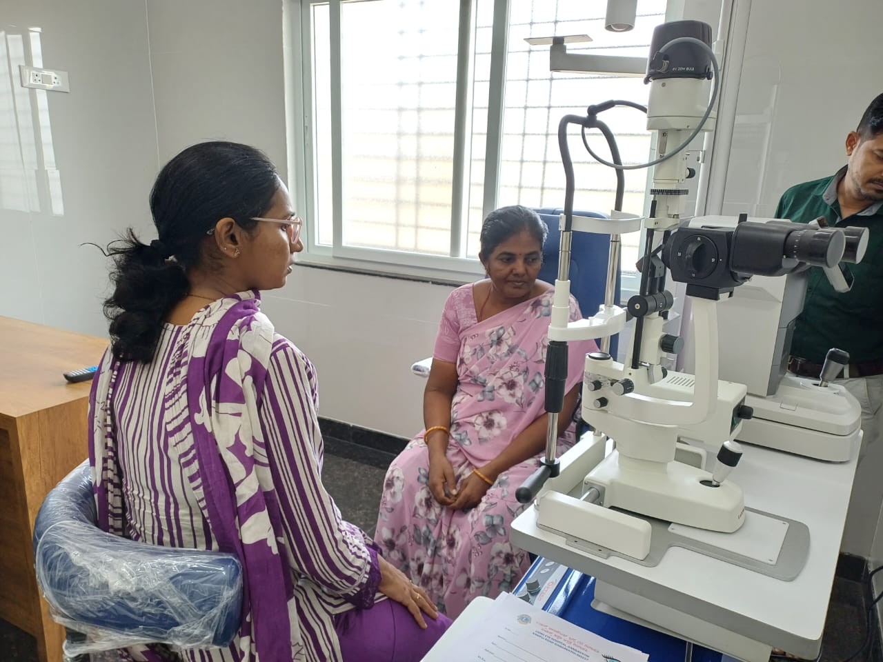 Lions eye hospital Gangavati started working with screening test