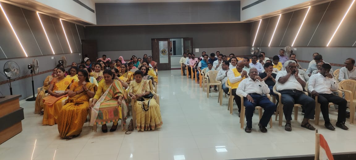 ATTENDING DG VISIT TO THE LIONS CLUB OF BAGALAKOT.