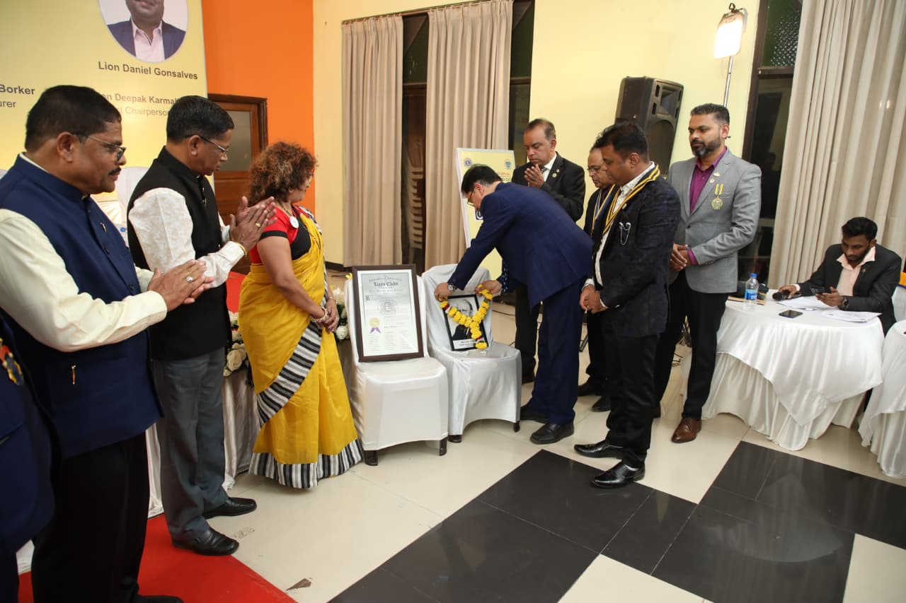 Showing the list of charter members