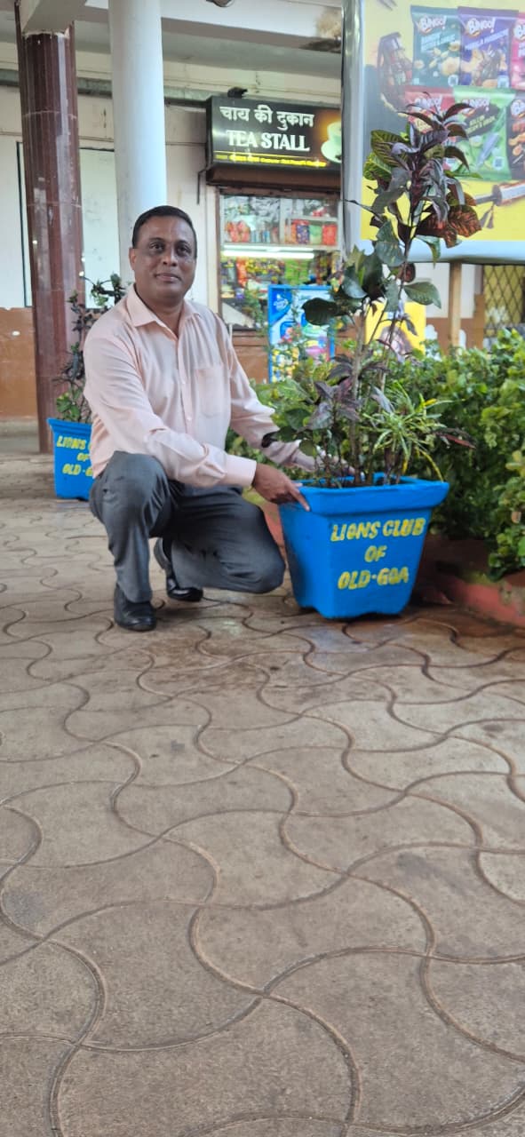 Visited Lions Club of Old Goa With The Hunger Week and Addressed With Rice Bags Being Donated at Old Goa and also on Upcoming Environment Week and UNSDG no 3 on Diabetes Board at Karmali
