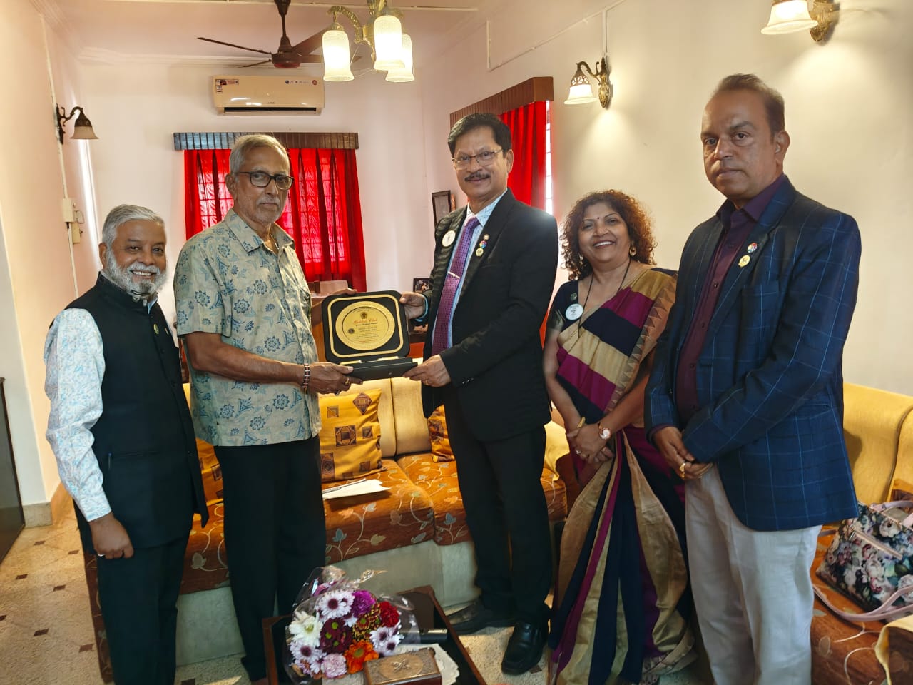 DG visited the Lions Club OF Aguada 2000 at their residence 