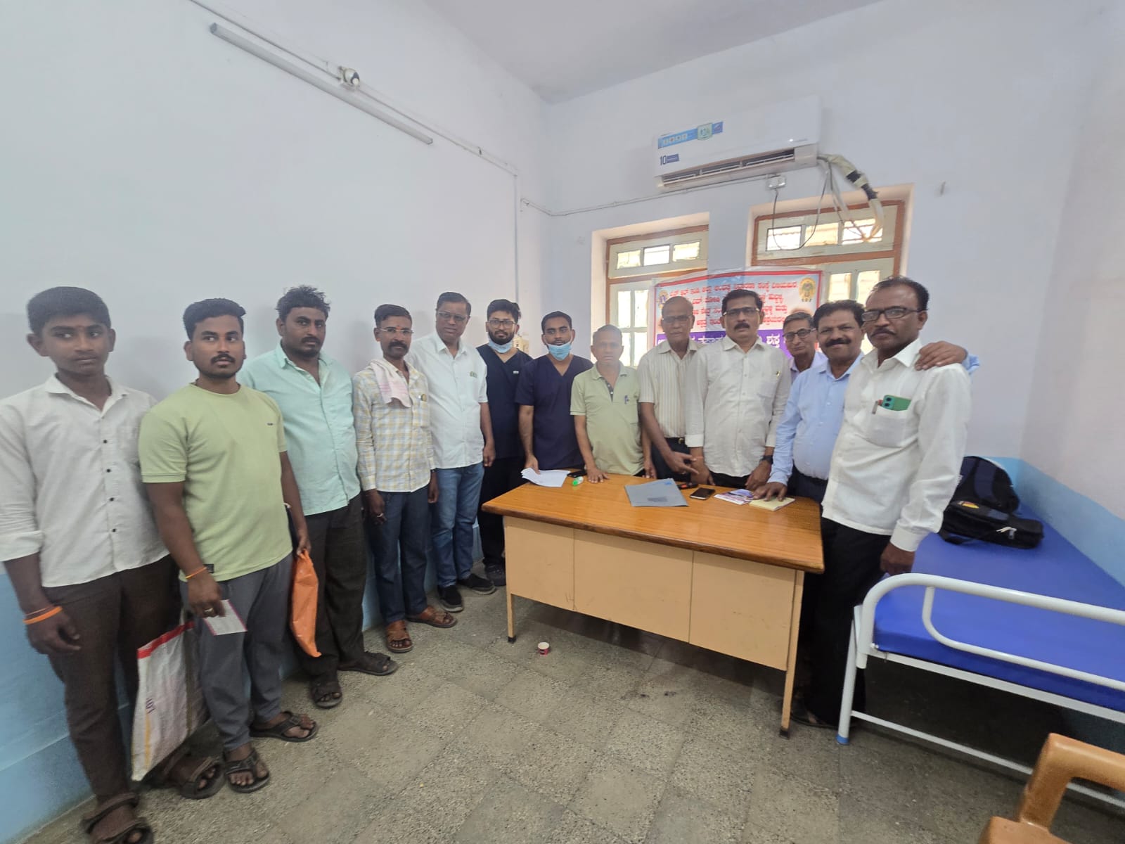 indi lions club conducted eye camp in indi.