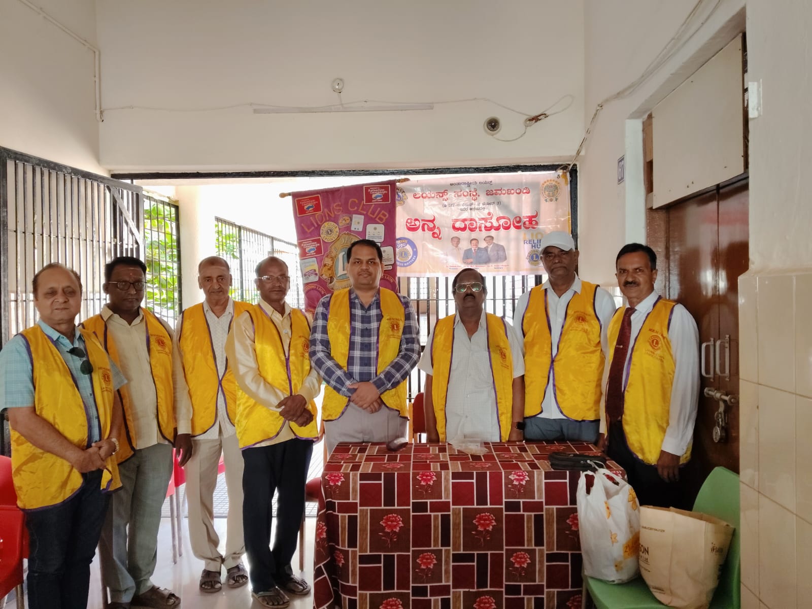 ANNADASOHA PROGRAM REPORTED BY JAMAKANDI CLUB.