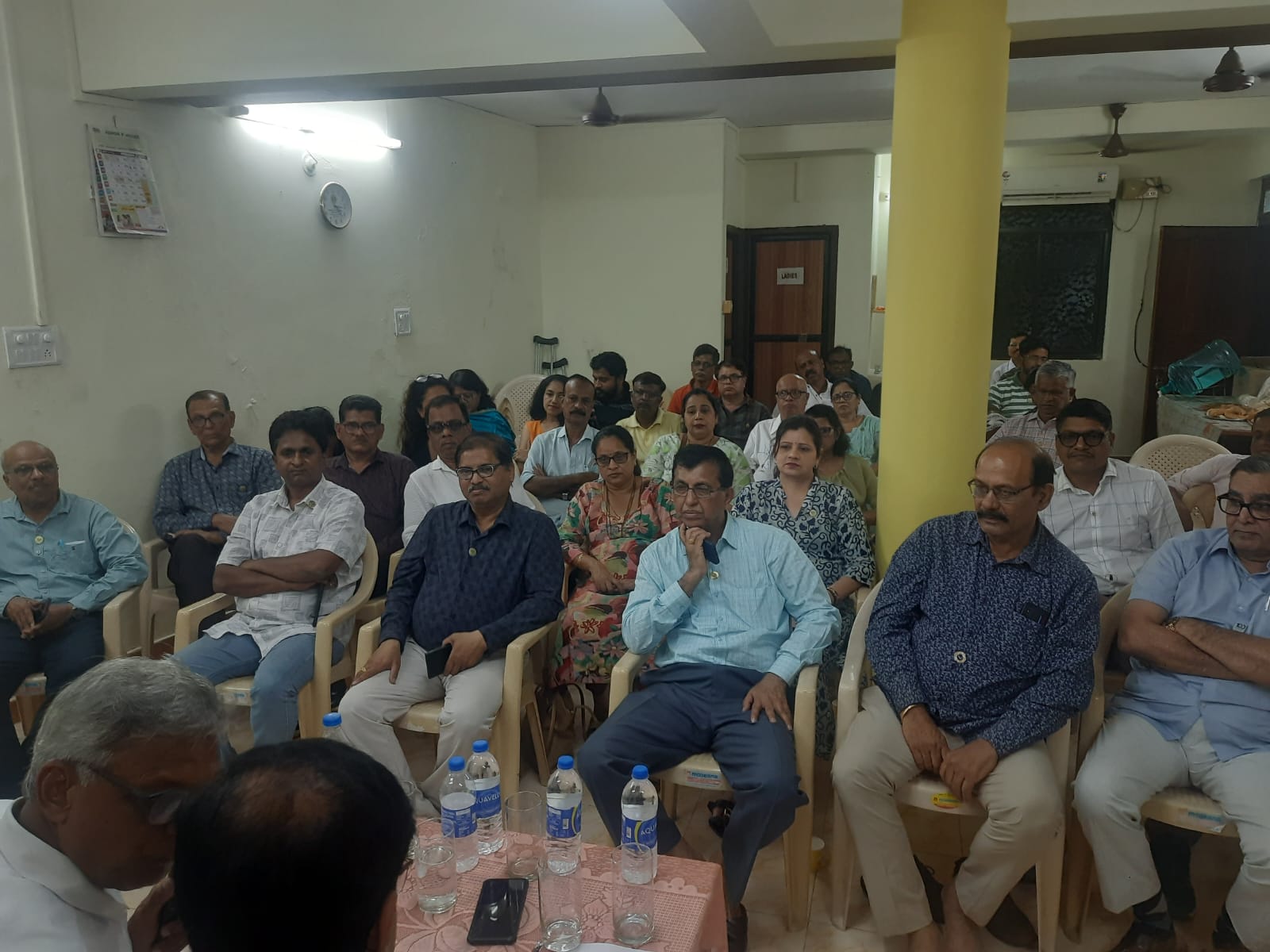 Special meeting called by District Governor 