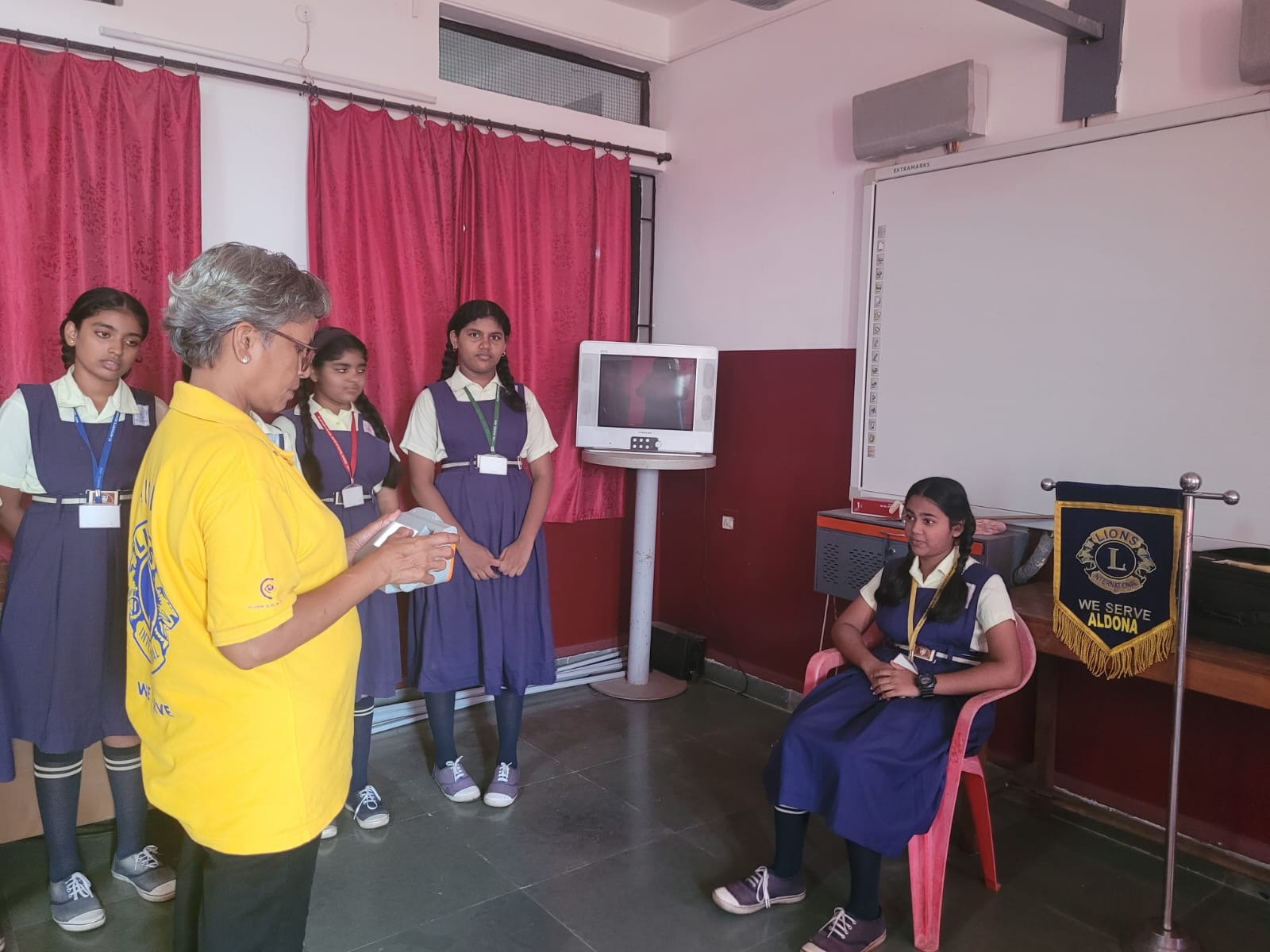 Vision screening in school