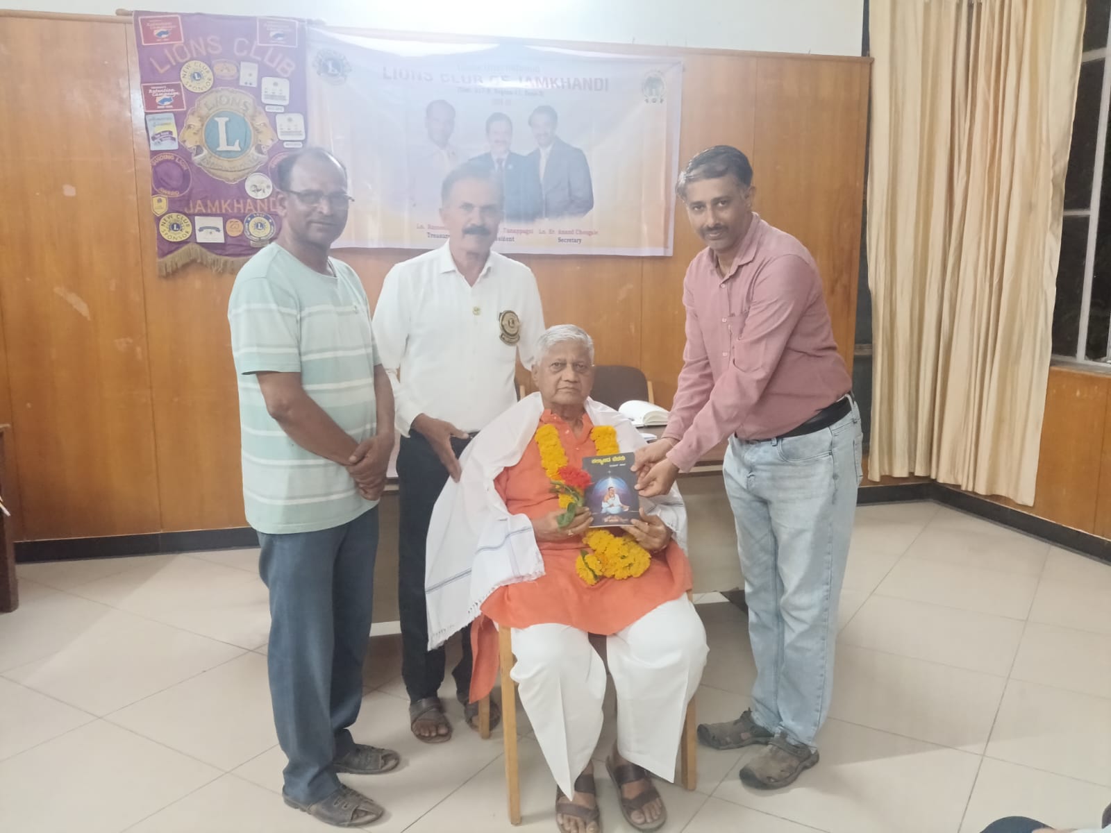All the past presidents of LC Jamkhandi are Honored-14