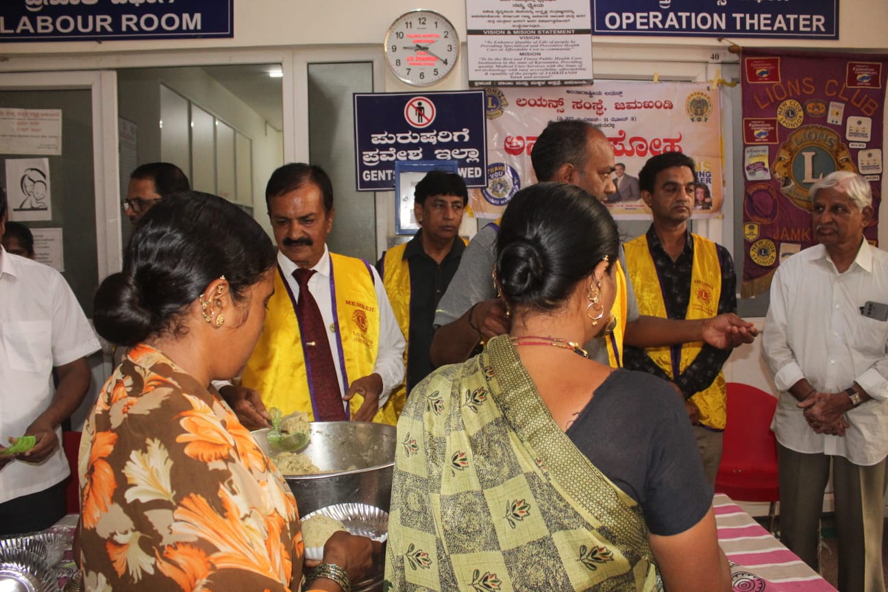 "Anna Dasoha" (Hunger Relief Project) Successfully Organized by Lions Club, Jamkhandi