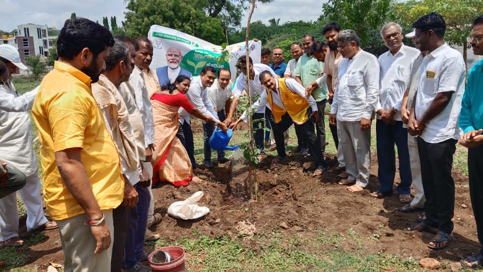 50 Trees Donated and Planted by Lions Club Jamkhandi
