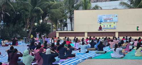 Banaana and nannari juice distributed to all  participants