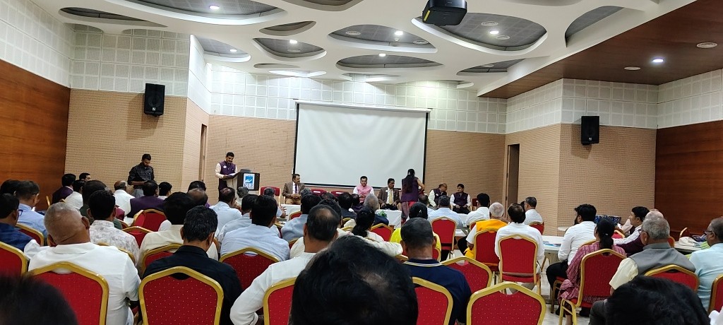 PARTICIPATED IN PST SCHOOLING AT BELGUM.						