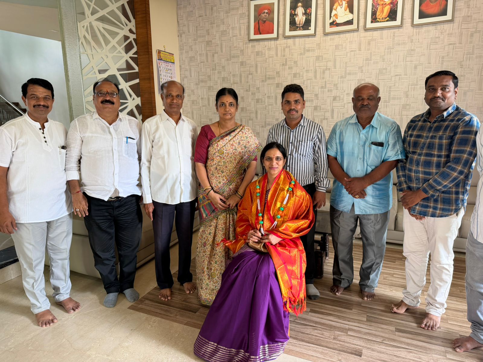 Bagalakot lions club president visited to our club.